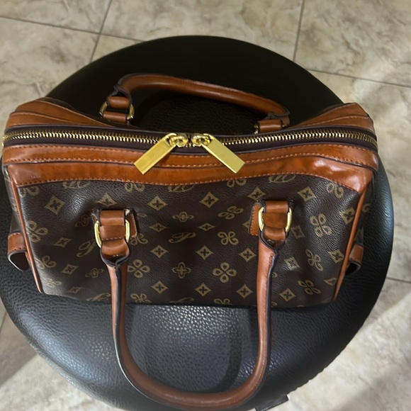 Purse - Picture 9 of 16